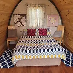 Кемпинг Shannon Estuary Glamping Budget-sustainable-biodiversity Habitat--rustic-countryside *