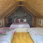 אתר קמפינג Shannon Estuary Glamping Budget-sustainable-biodiversity Habitat--rustic-countryside *