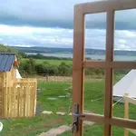 אתר קמפינג Shannon Estuary Glamping Budget-sustainable-biodiversity Habitat--rustic-countryside Effernan