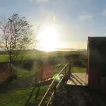 Shannon Estuary Glamping Budget-sustainable-biodiversity Habitat--rustic-countryside Кемпинг