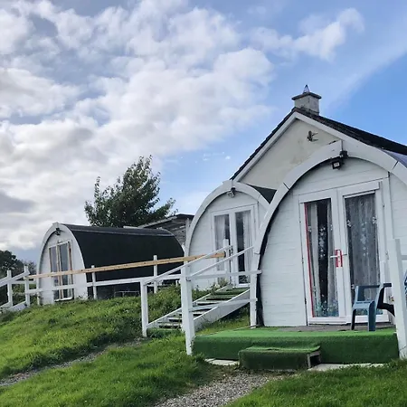 אתר קמפינג Shannon Estuary Glamping Budget-sustainable-biodiversity Habitat--rustic-countryside Effernan