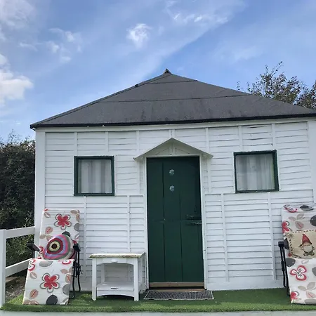 Shannon Estuary Glamping Budget-sustainable-biodiversity Habitat--rustic-countryside Camping Effernan