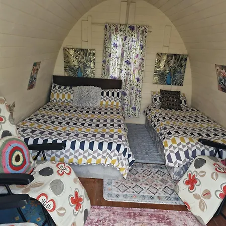 Kemp Shannon Estuary Glamping Budget-sustainable-biodiversity Habitat--rustic-countryside *