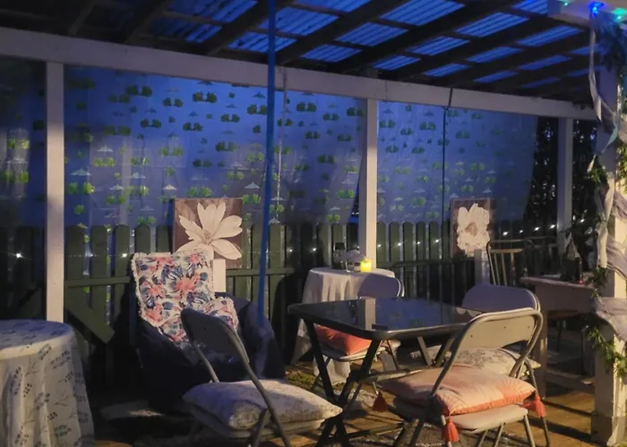 Shannon Estuary Glamping Budget-sustainable-biodiversity Habitat--rustic-countryside