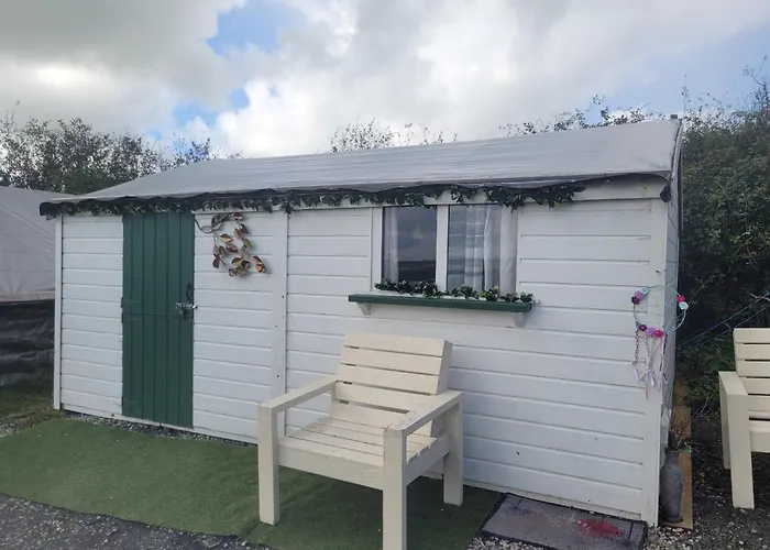 キャンプ場 Shannon Estuary Glamping Budget-sustainable-biodiversity Habitat--rustic-countryside Effernan