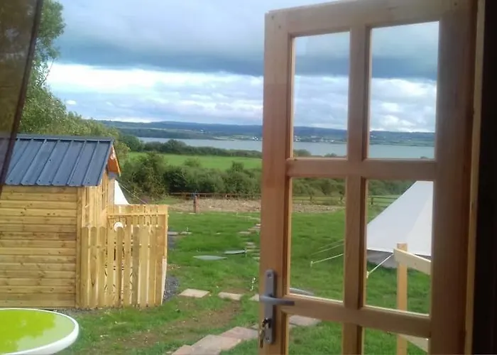 キャンプ場 Shannon Estuary Glamping Budget-sustainable-biodiversity Habitat--rustic-countryside Effernan